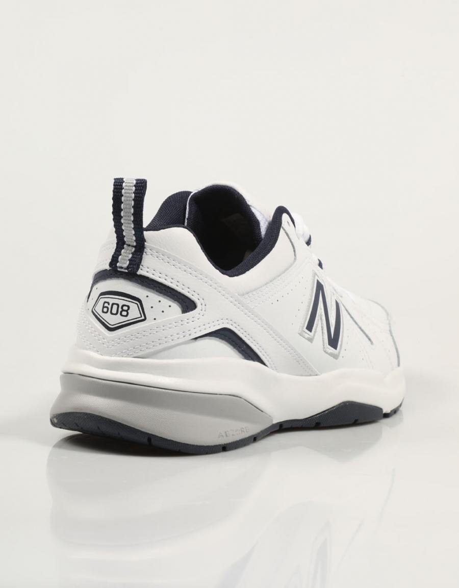 ZAPATILLAS NEW BALANCE MX608 en color Blanco