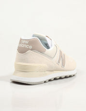 ZAPATILLAS NEW BALANCE U574 en color Hielo
