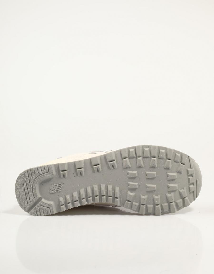 ZAPATILLAS NEW BALANCE U574 en color Hielo