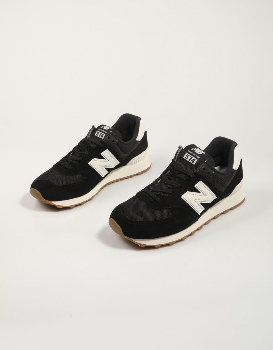 Turnschuhe NEW BALANCE U574 in schwarzer Farbe