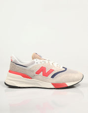 Tênis NEW BALANCE U997 em cor multicolorida