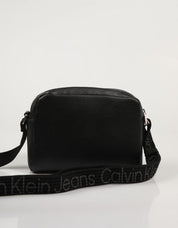 Bolso Calvin Klein Ultraleichter DBLZIP CAMERABAG21 PU EN Color Negro
