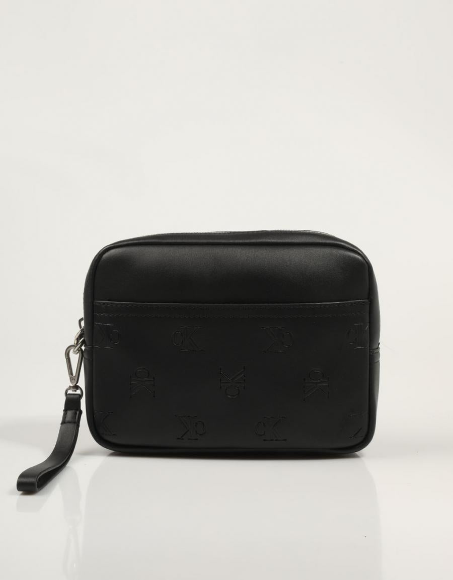 Bolso Calvin Klein AOP Emboss Zip Pouche en couleur nègre