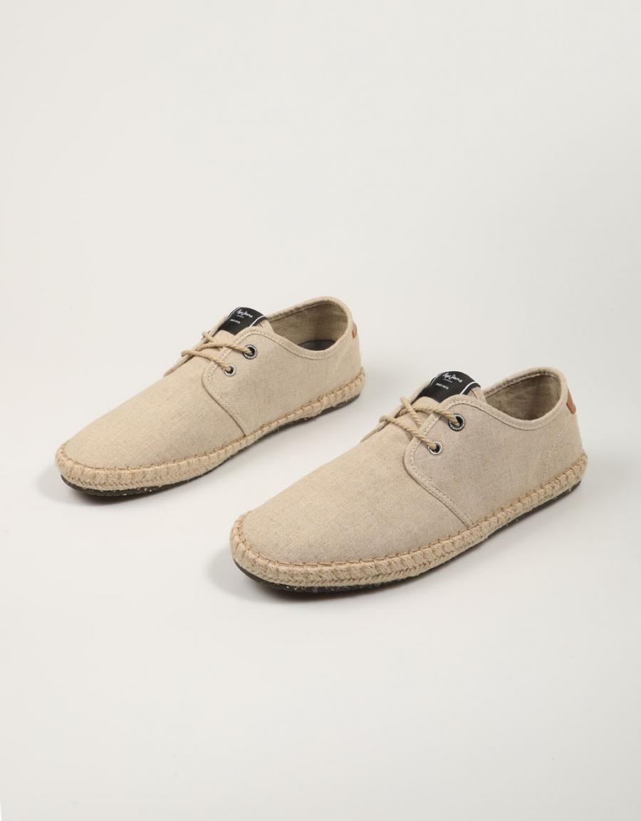 ESPARDEÑAS PEPE JEANS TOURIST CLA en color Beige