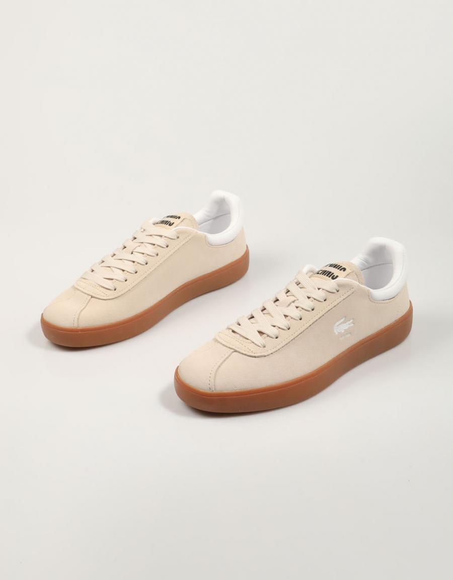 ZAPATILLAS LACOSTE BASESHOT en color Beige