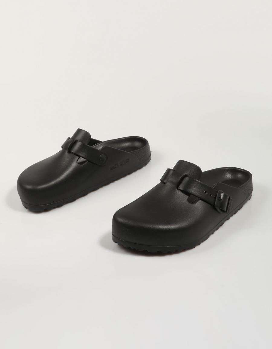 SANDALIAS BIRKENSTOCK BOSTON en color Negro