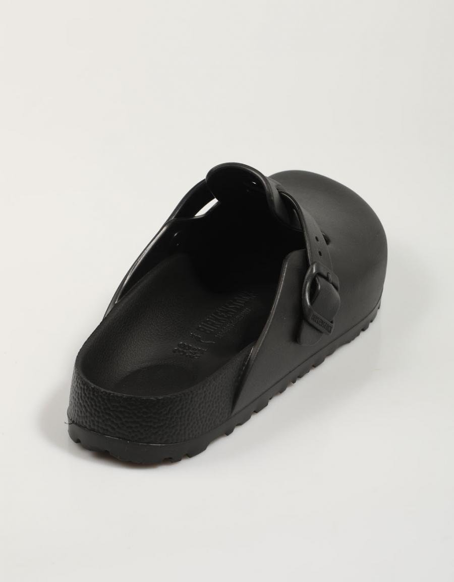 SANDALIAS BIRKENSTOCK BOSTON en color Negro