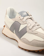 Baskets NEW BALANCE U327 en blanc