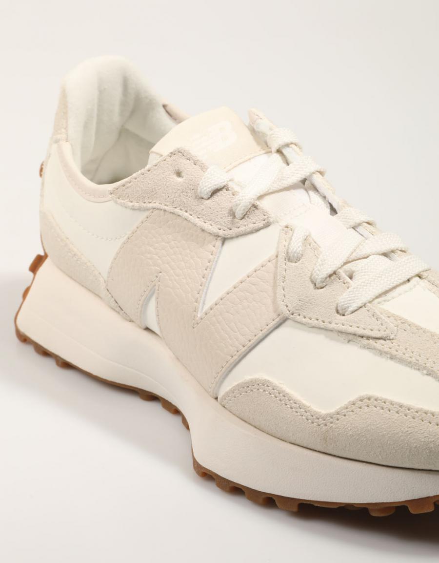 Sneakers NEW BALANCE WS327 in white