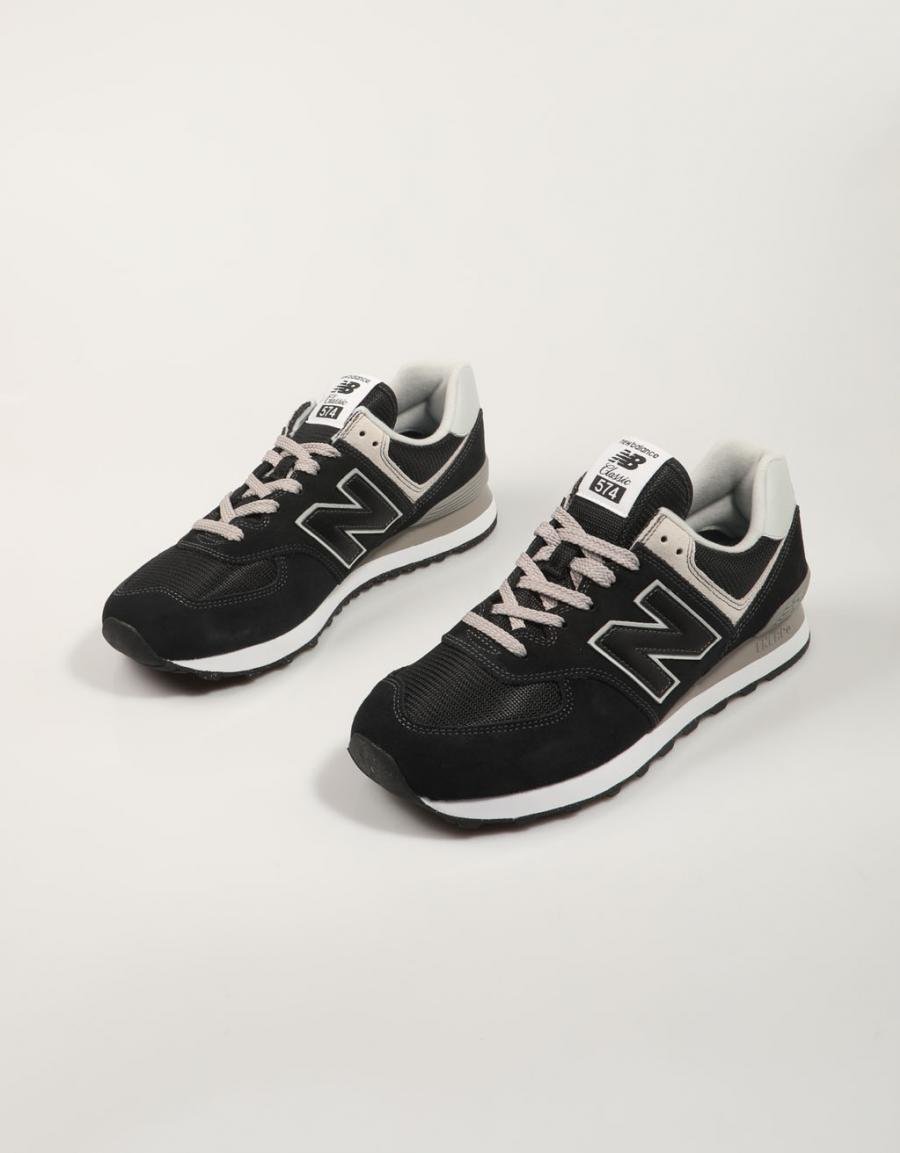 Sneakers NEW BALANCE ml574 in black color