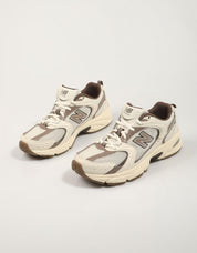 Sneaker NEW BALANCE MR530 in beige