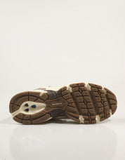 Sneaker NEW BALANCE MR530 in beige