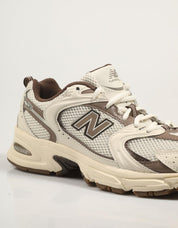 Sneaker NEW BALANCE MR530 in beige