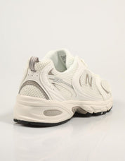 Baskets NEW BALANCE U530 en blanc