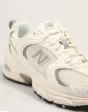 Baskets NEW BALANCE U530 en blanc