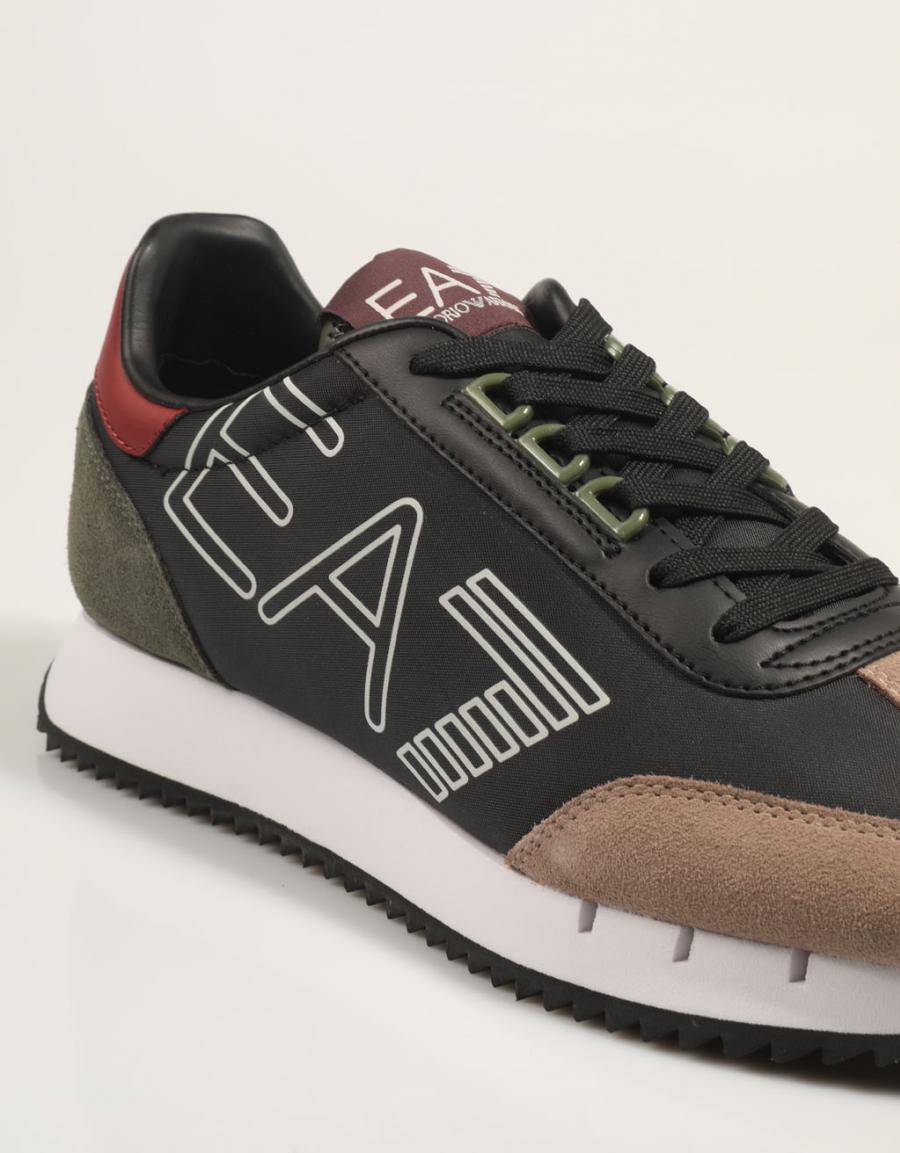 ZAPATILLAS ARMANI EA7 X8X101 XK257 en color Multicolor