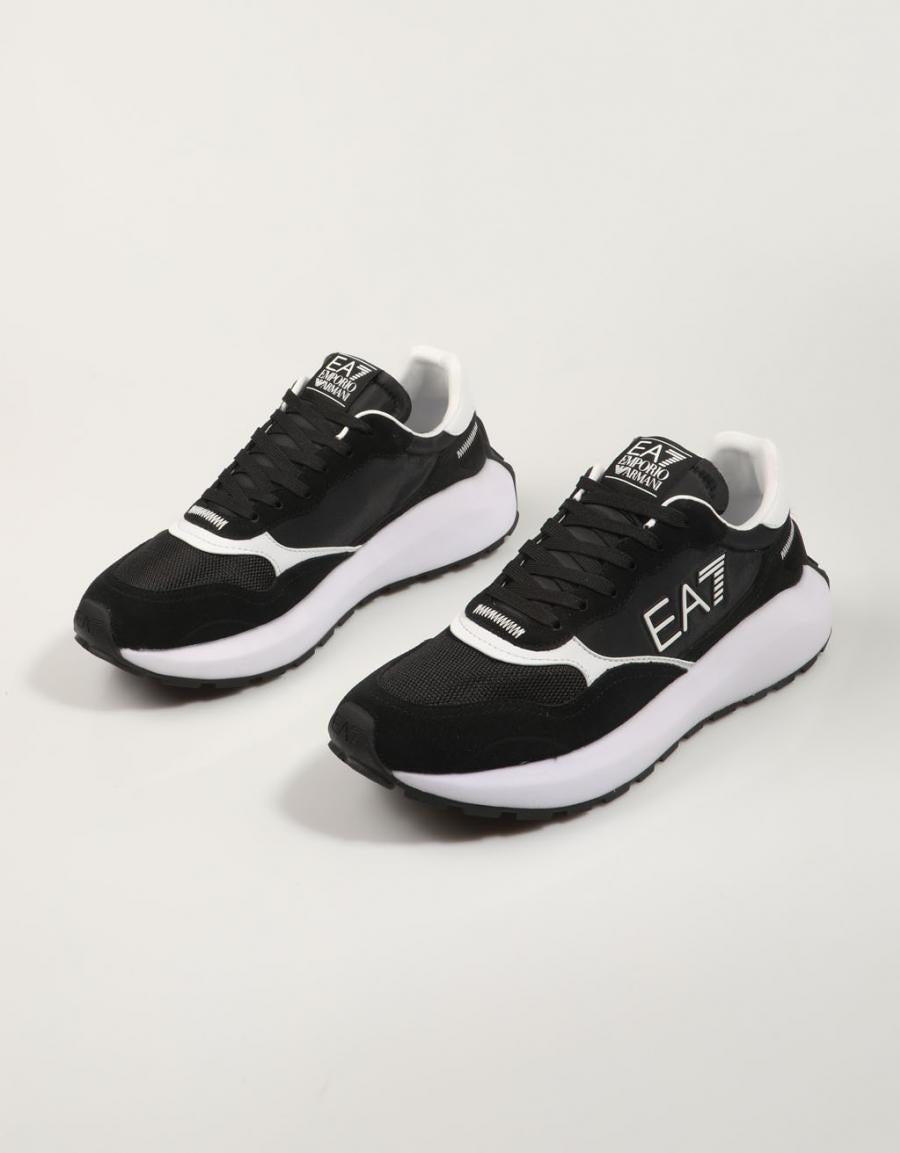Armani EA7 X8X186 XK401 Chaussures en noir