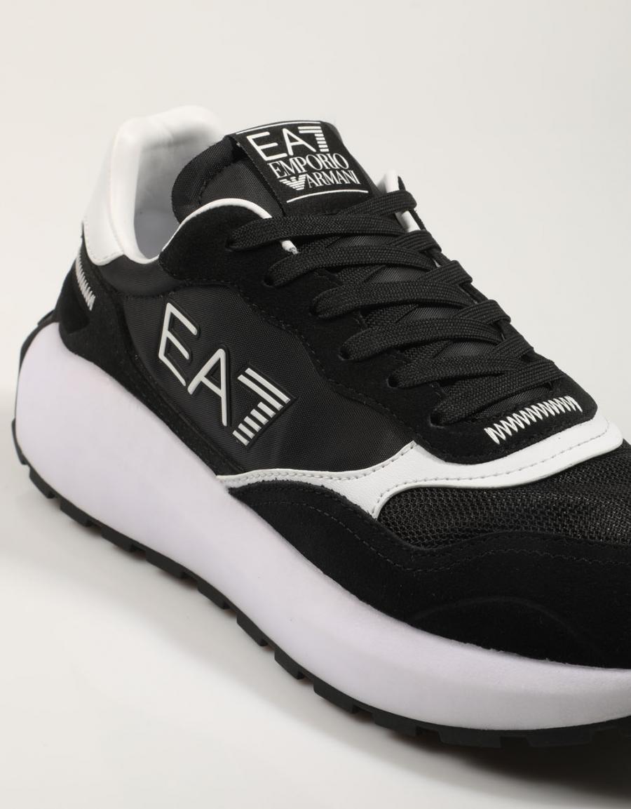 Armani EA7 X8X186 XK401 Chaussures en noir
