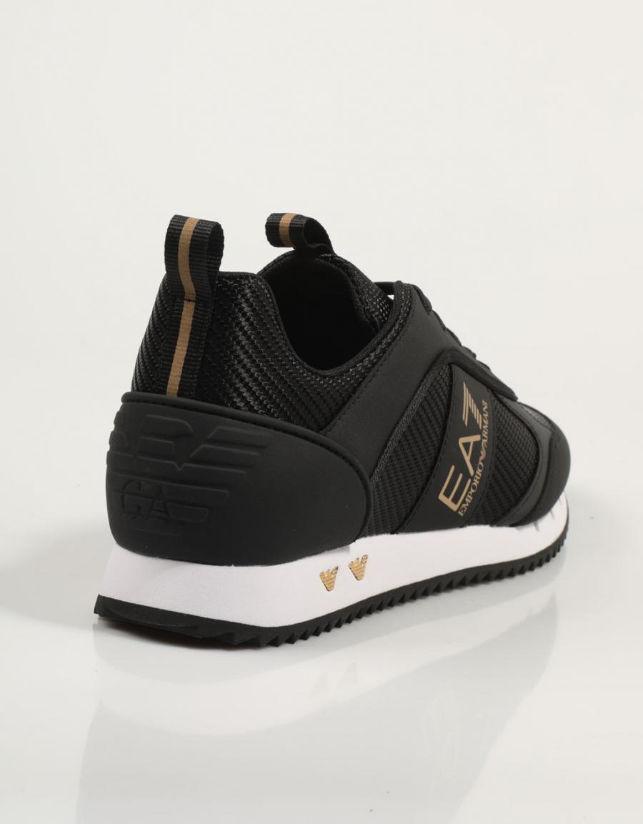 ZAPATILLAS ARMANI EA7 X8X185 XR175 en color Negro