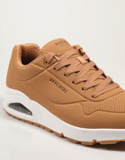 ZAPATILLAS SKECHERS UNO STAND ON AIR 52458 en color Amarillo