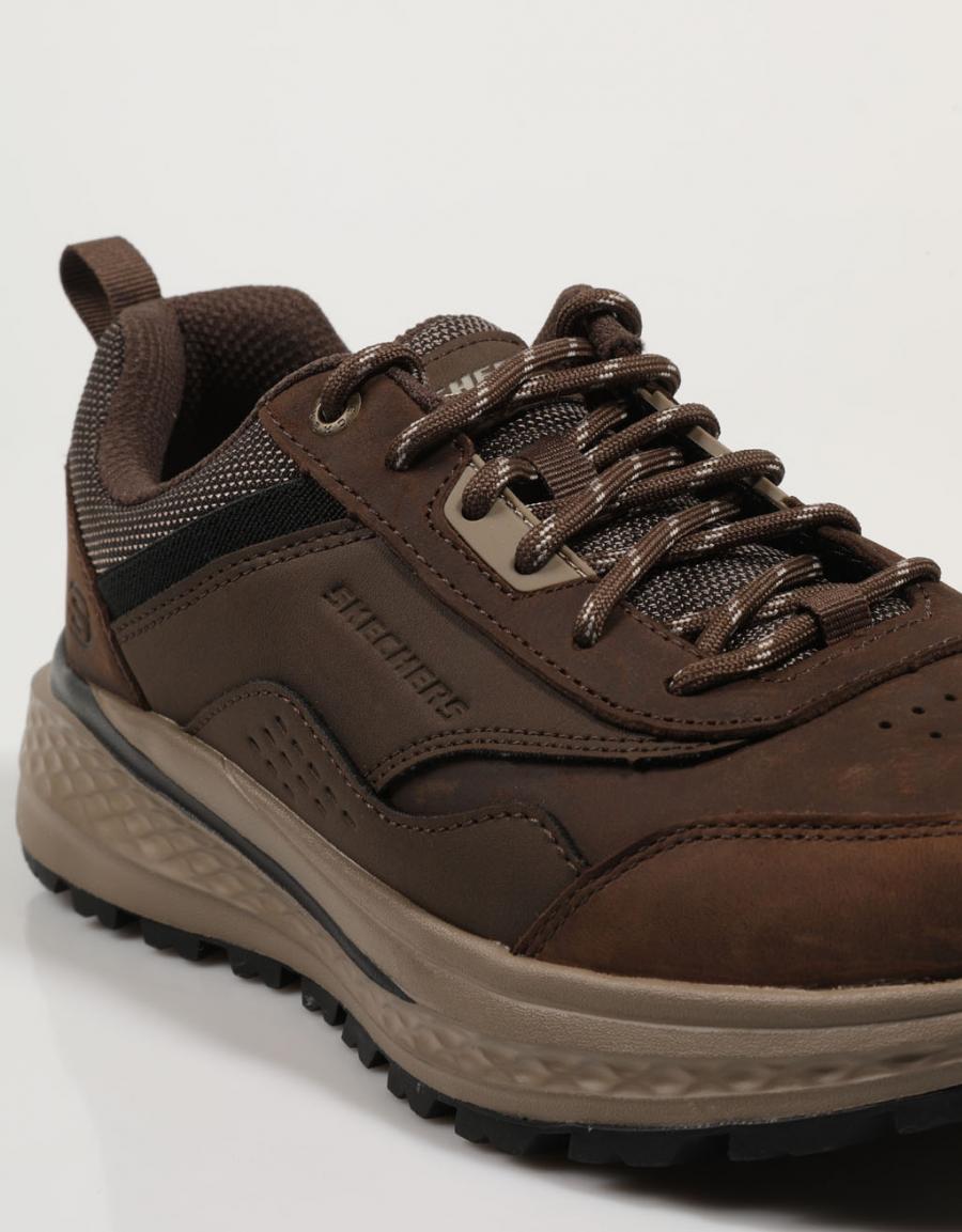 ZAPATILLAS SKECHERS SLADE ULTRA PERALTO 210925 en color Marron