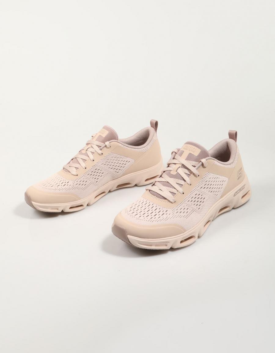 Skechers STED gratifica os tênis de Lema Skechers em rosa