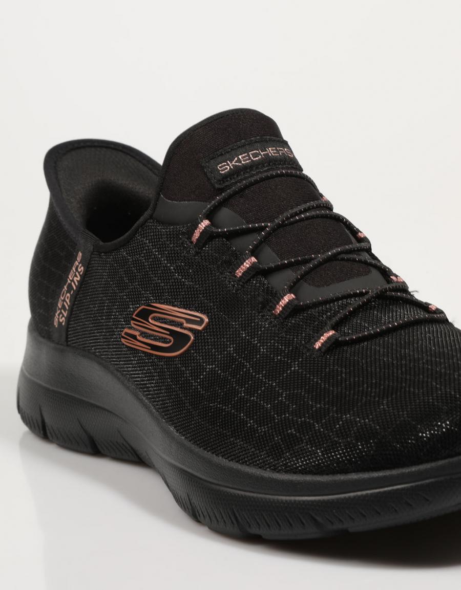 ZAPATILLAS SKECHERS SLIP INS SUMMITS CLASSY en color Negro