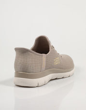 Zapatillas Skechers Slip Ins Sumts Classy en Color Taupe