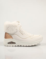 Skechers Boots One Rugged em cor branca