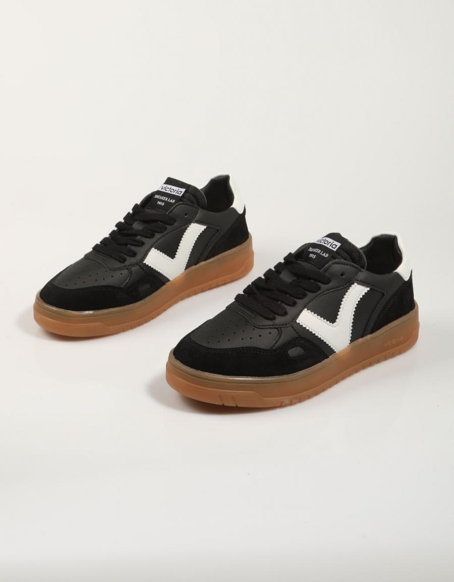 ZAPATILLAS VICTORIA 1257126 SEUL en color Negro