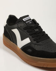 ZAPATILLAS VICTORIA 1257126 SEUL en color Negro