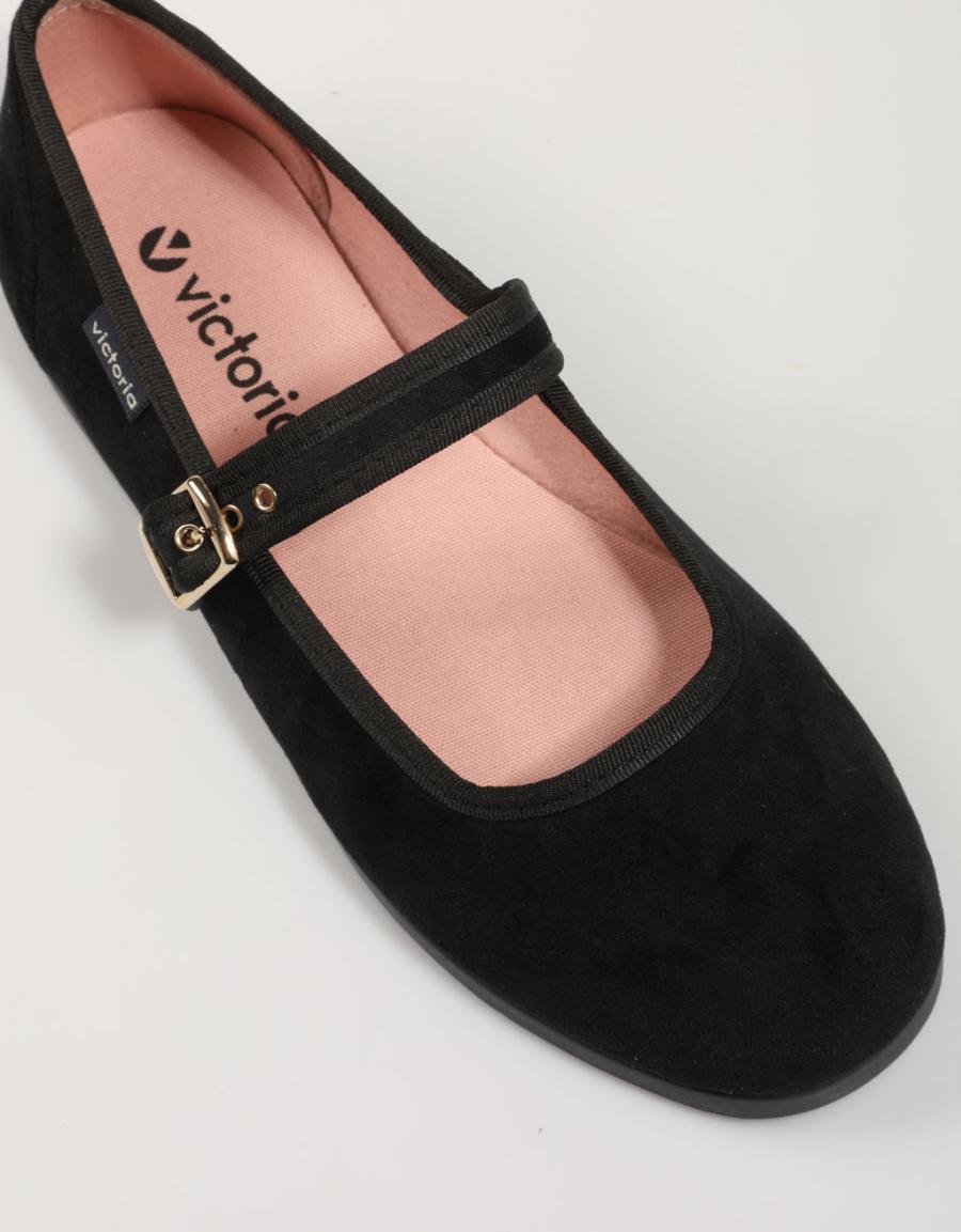 Victoria 80111 dançarinos de preto