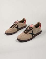 ZAPATILLAS MUNICH BARRU en color Taupe