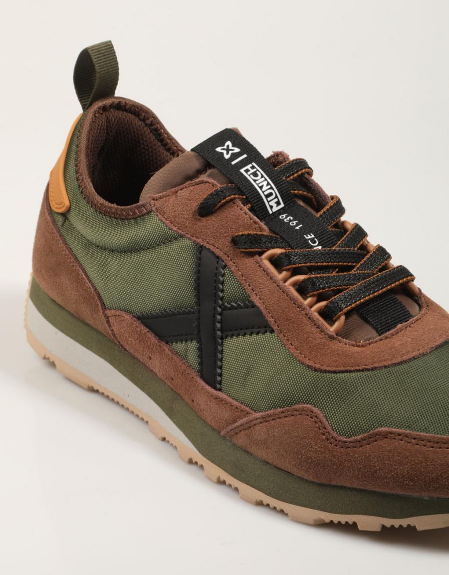 ZAPATILLAS MUNICH UM en color Kaki