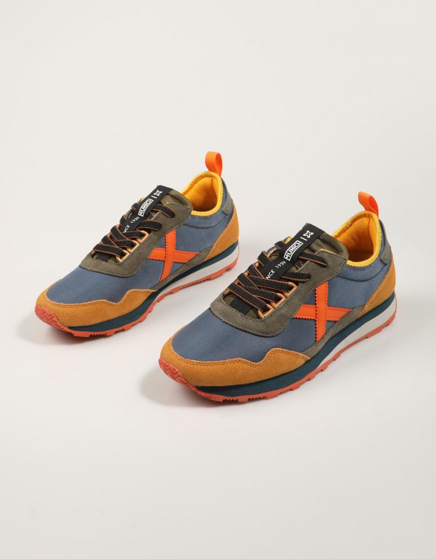 Scarpe di Monaco Um in blu navy