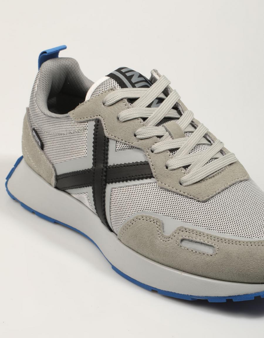 ZAPATILLAS MUNICH XEMINE en color Gris