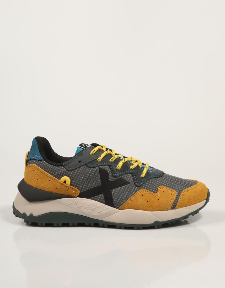 ZAPATILLAS MUNICH SHIBUYA en color Multicolor