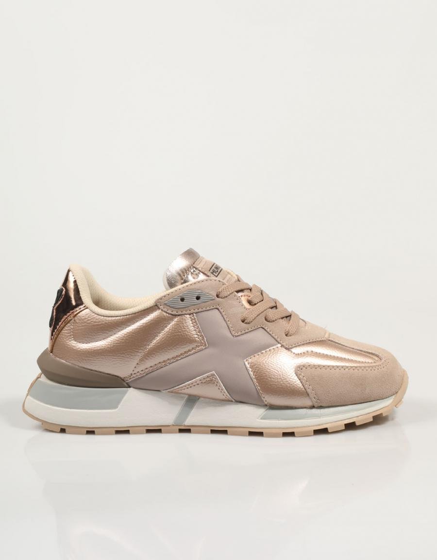 ZAPATILLAS MUNICH SOKU en color Rosa