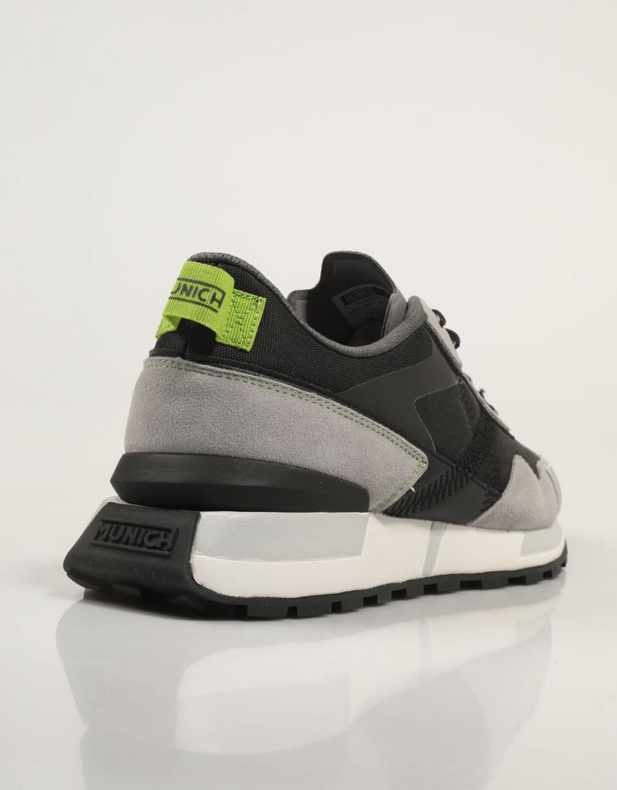 ZAPATILLAS MUNICH PULSAR en color Negro