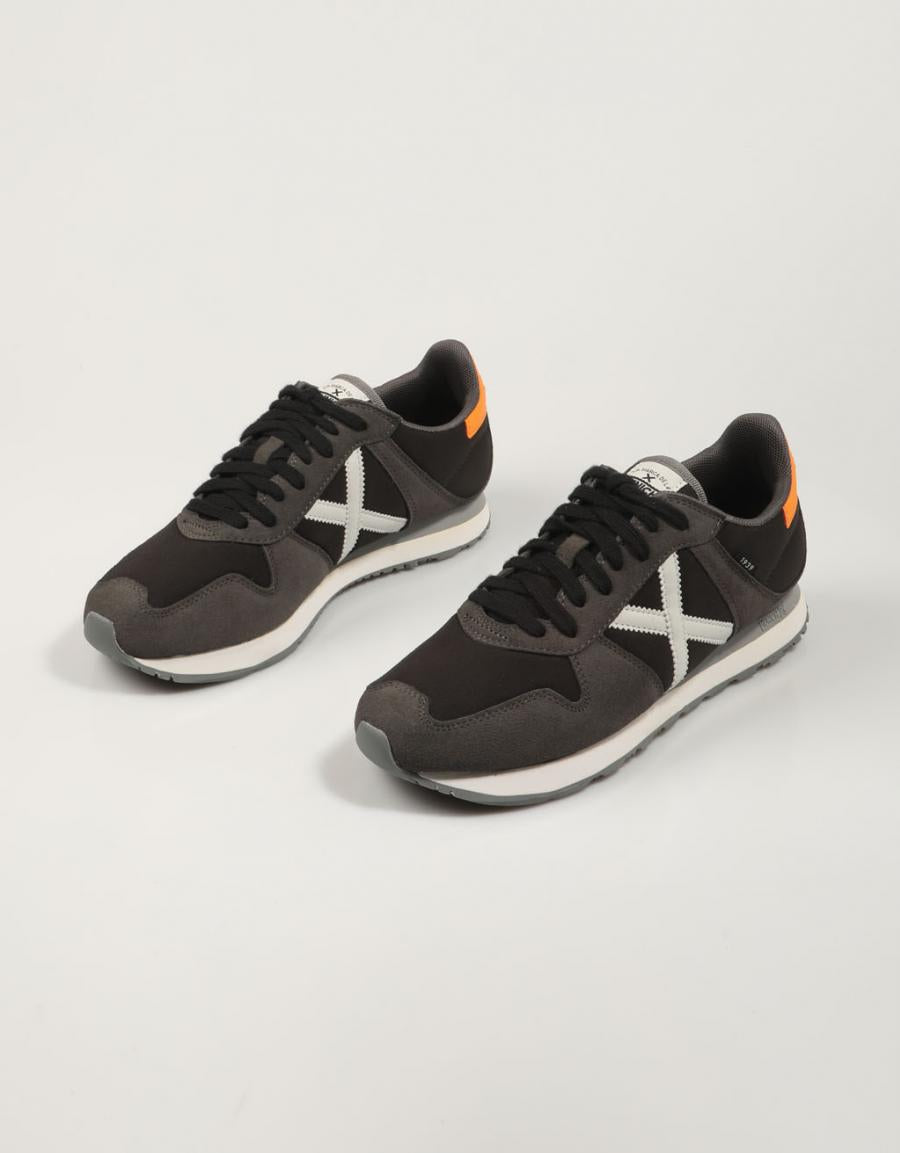 München Massana Clubschuhe in Grau