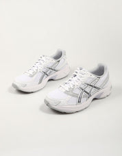 Asics Gel 1130 shoes in white