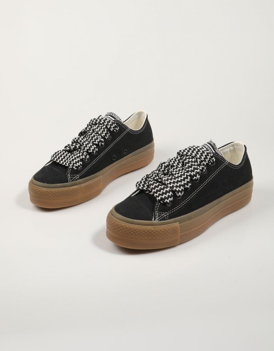 Sneakers CONVERSE Chuck Taylor All Star Lift in Black Color