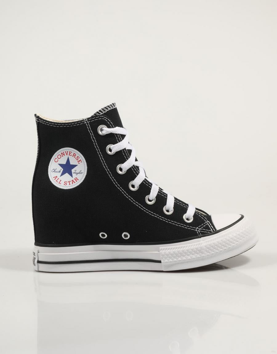 ZAPATILLAS CONVERSE CHUCK TAYLOR ALL STAR en color Negro