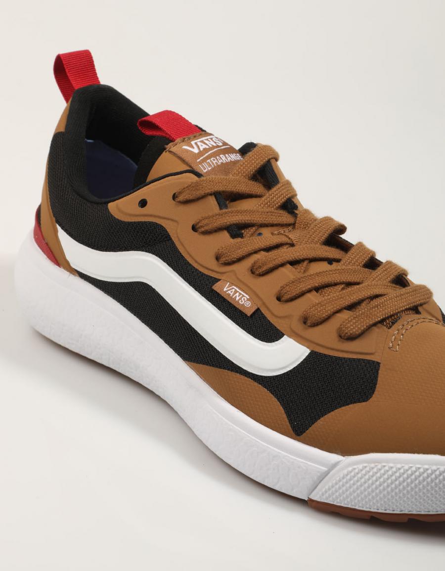ZAPATILLAS VANS MTE ULTRARANGE EXO en color Cuero