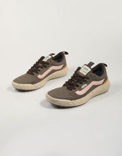 ZAPATILLAS VANS MTE ULTRARANGE EXO en color Gris
