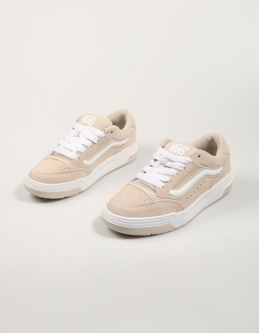 ZAPATILLAS VANS HYLANE en color Beige