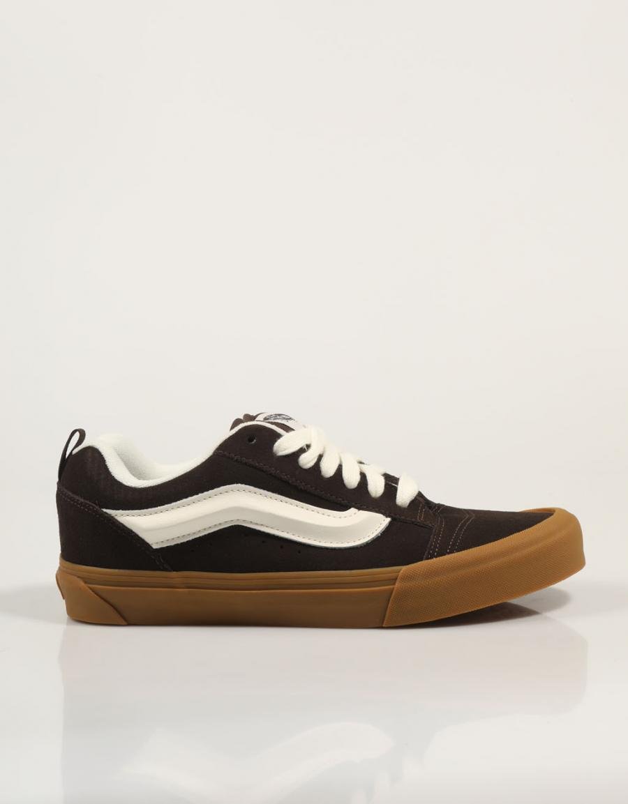 ZAPATILLAS VANS KNU SKOOL en color Marron