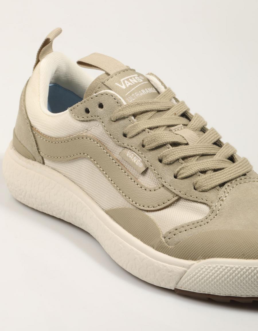 Baskets VANS ultrarange dans la couleur beige