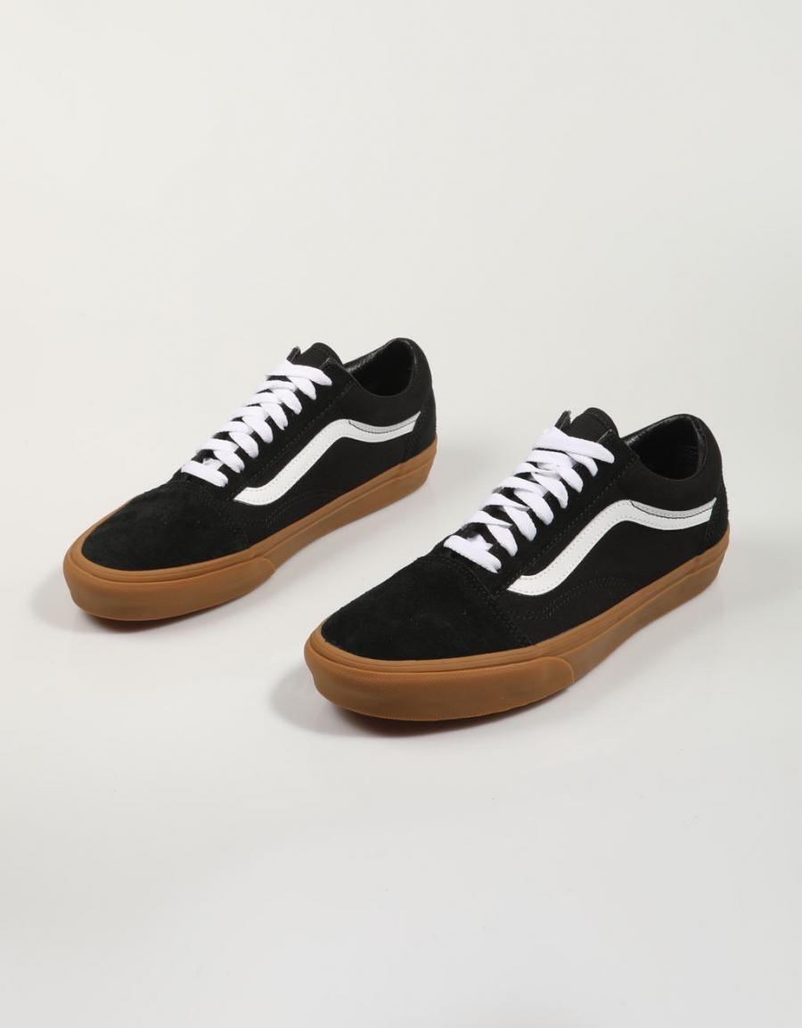 ZAPATILLAS VANS OLD SKOOL en color Negro