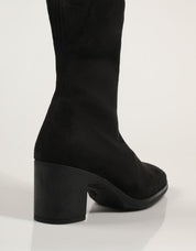 Miss Elastic 76202 boots in black